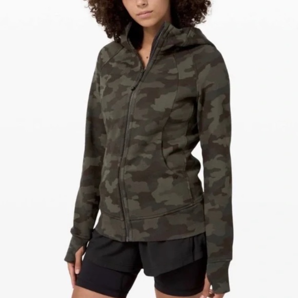 Lululemon Scuba Full-zip Hoodie Green Camo, size 8, EUC - Picture 2 of 6